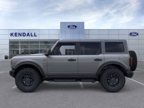 New 2026 Ford Bronco Badlands AWD/4WD image 3