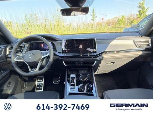New 2026 Volkswagen Atlas Cross Sport SEL R-Line AWD/4WD image 16
