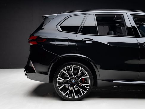 Used 2024 BMW X5 M Competition w/ Executive Package AWD/4WD image 38