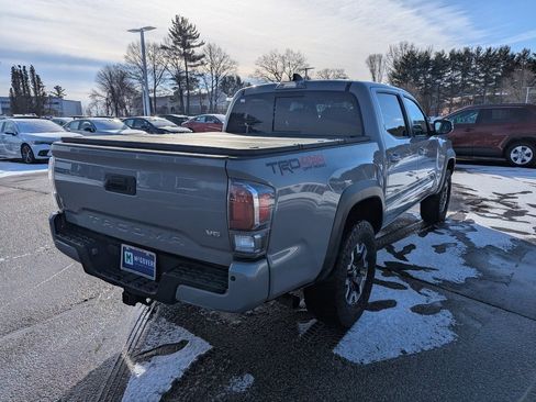 Used 2021 Toyota Tacoma TRD Off-Road image 5