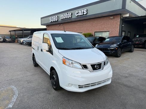 Used 2021 Nissan NV200 SV image 4