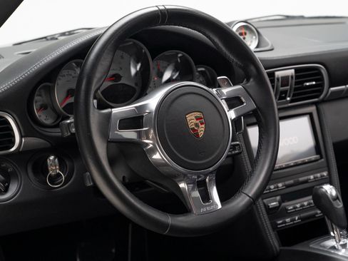 Used 2013 Porsche 911 Turbo S AWD/4WD image 19