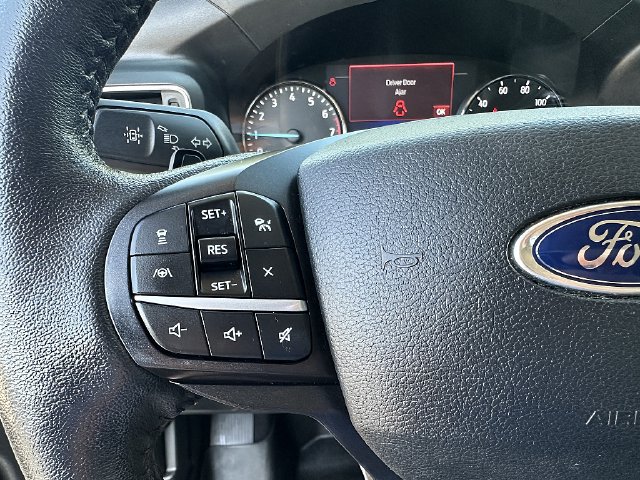 Used 2020 Ford Explorer XLT w/ Equipment Group 202A AWD/4WD image 27