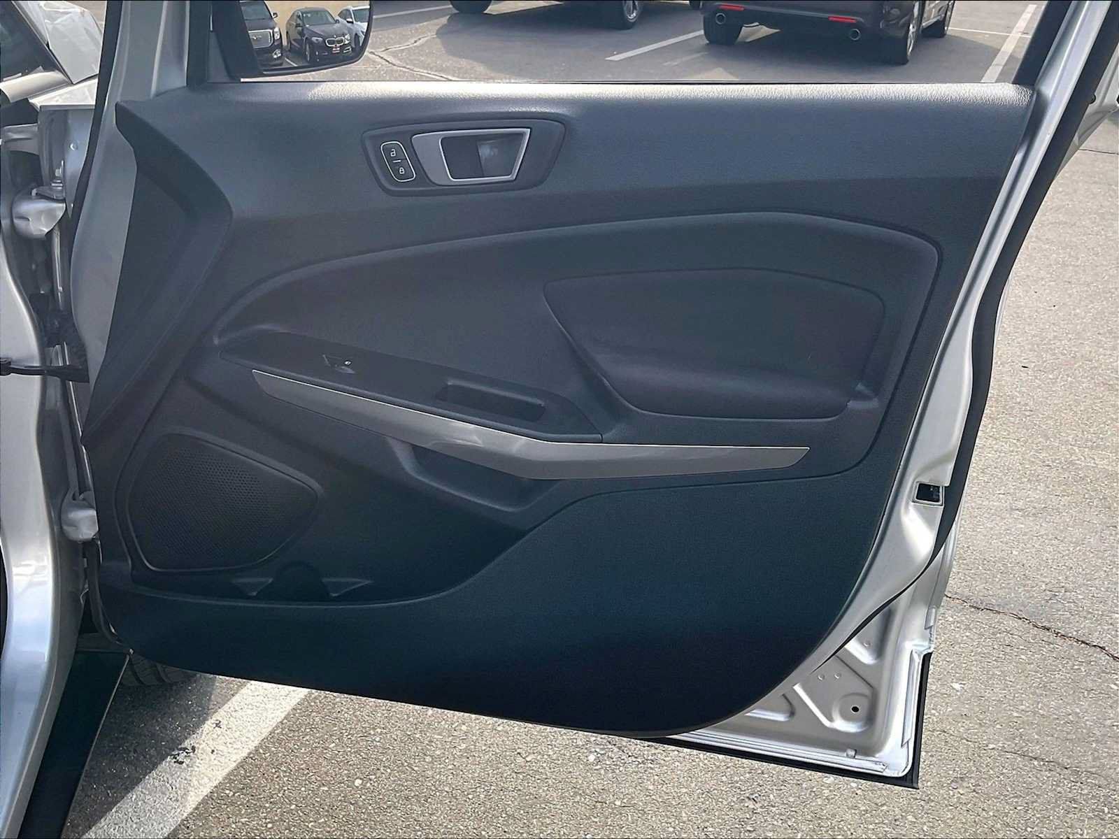 Used 2020 Ford EcoSport SE w/ SE Convenience Package FWD image 25
