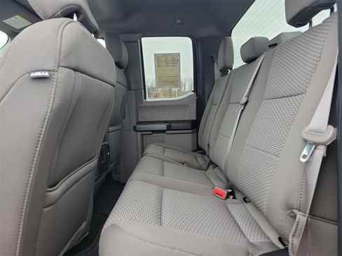 Used 2018 Ford F150 XLT w/ Equipment Group 302A Luxury image 13