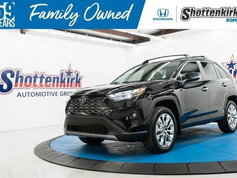 Used 2025 Toyota RAV4 Limited image 1