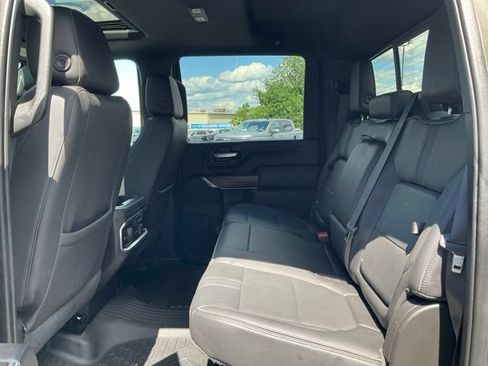 Used 2023 Chevrolet Silverado 3500 High Country w/ Snow Plow Prep/Camper Package AWD/4WD image 9