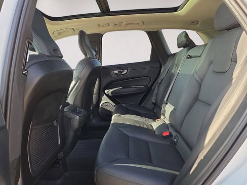 Used 2024 Volvo XC60 B5 Plus w/ Protection Package Premier AWD/4WD image 16
