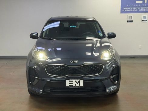 Used 2021 Kia Sportage LX FWD image 3