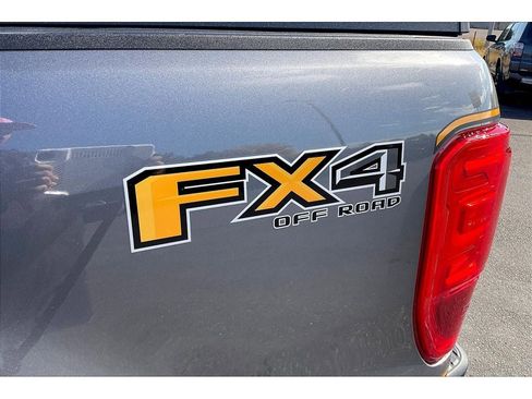 Used 2022 Ford Ranger XLT w/ Equipment Group 301A Mid image 9