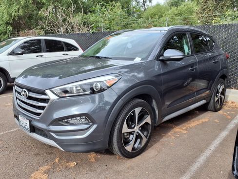 Used 2017 Hyundai Tucson Sport FWD image 1