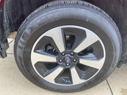 Used 2018 Subaru Forester 2.5i Premium AWD/4WD image 27