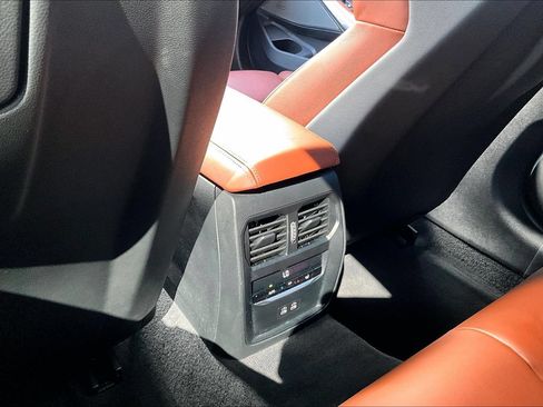 Used 2025 BMW M3 Competition w/ Executive Package AWD/4WD image 33
