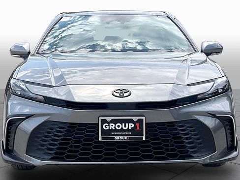 Used 2026 Toyota Camry SE FWD image 4