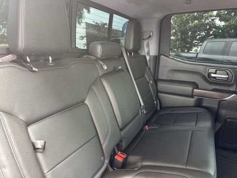 Used 2019 GMC Sierra 1500 SLT RWD image 11
