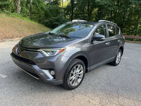 Used 2016 Toyota RAV4 Limited AWD/4WD image 4