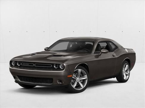 Used 2018 Dodge Challenger SXT w/ Blacktop Package RWD image 1