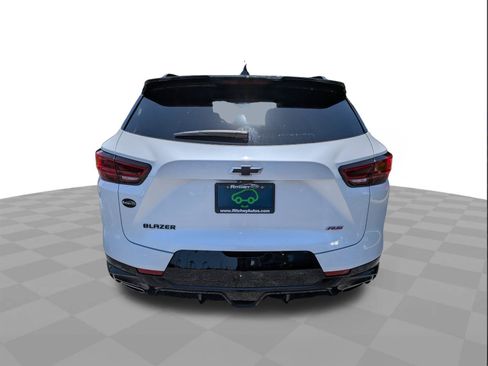 Certified 2024 Chevrolet Blazer RS w/ Driver Confidence II Package FWD image 5