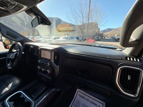 Used 2022 GMC Sierra 3500 Denali image 30