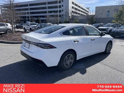 New 2026 Nissan Sentra S w/ S Cold Weather Package FWD image 3