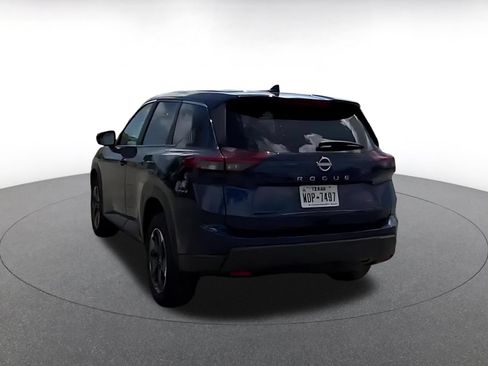 Used 2025 Nissan Rogue SV AWD/4WD image 10