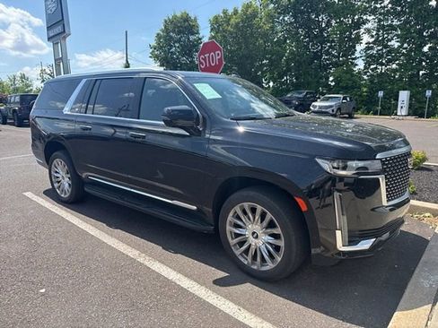 Certified 2023 Cadillac Escalade ESV Premium Luxury AWD/4WD image 1