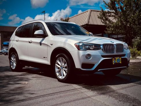 Used 2016 BMW X3 xDrive28i AWD/4WD image 1