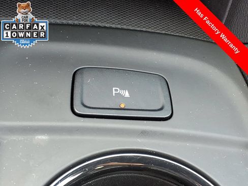 Used 2022 Chevrolet Equinox RS w/ RS Leather Package AWD/4WD image 26