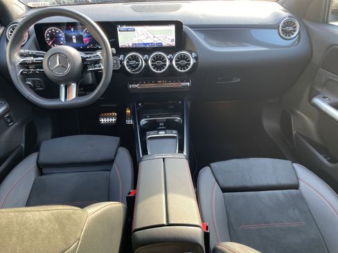 Used 2025 Mercedes-Benz GLA 250 GLA 250 SUV image 23