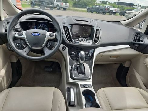 Used 2014 Ford C-MAX Energi SEL w/ Equipment Group 302A FWD image 10