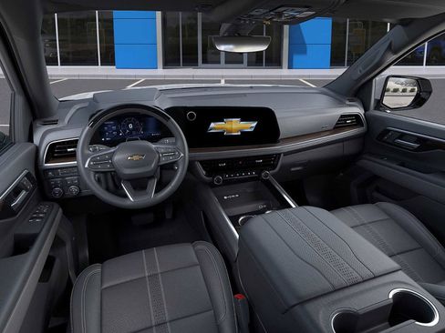 New 2026 Chevrolet Suburban High Country image 15