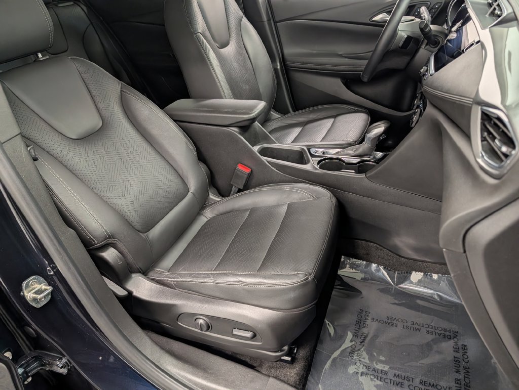 Used 2020 Buick Encore GX Essence w/ Advanced Technology Package AWD/4WD image 35