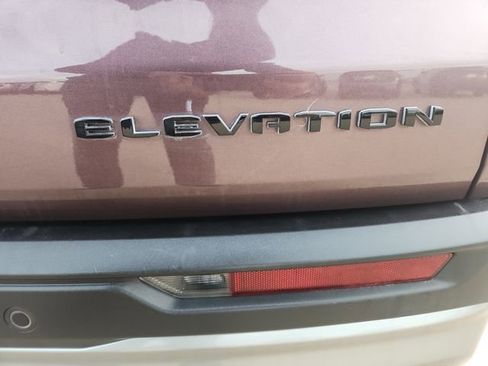 Used 2025 GMC Acadia Elevation image 18