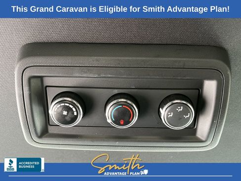 Used 2020 Dodge Grand Caravan SXT image 17