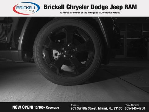 Used 2019 Jeep Grand Cherokee Laredo image 11