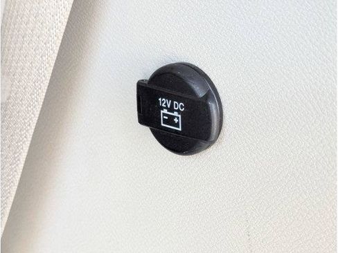 Used 2023 Chrysler Voyager LX FWD image 43