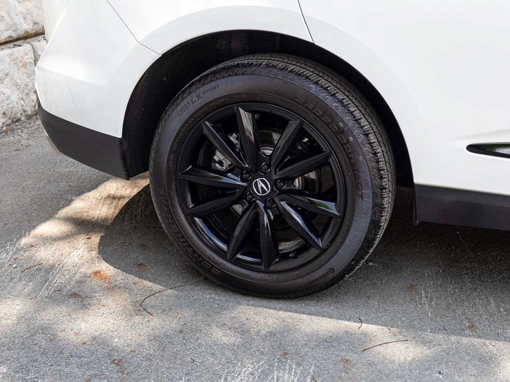 Used 2025 Acura RDX SH-AWD image 10