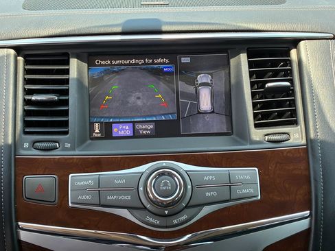 Used 2019 INFINITI QX80 Luxe w/ All-Season Package AWD/4WD image 17