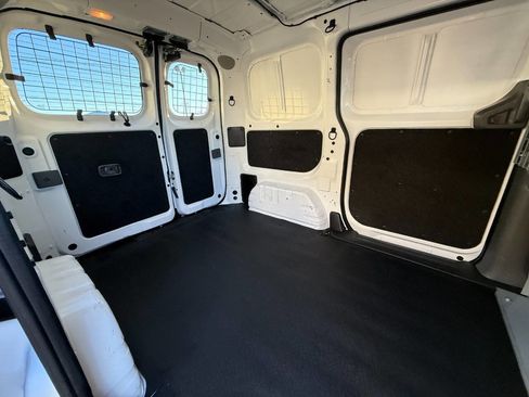Used 2020 Nissan NV200 SV w/ Sliding Glass Door Package image 30