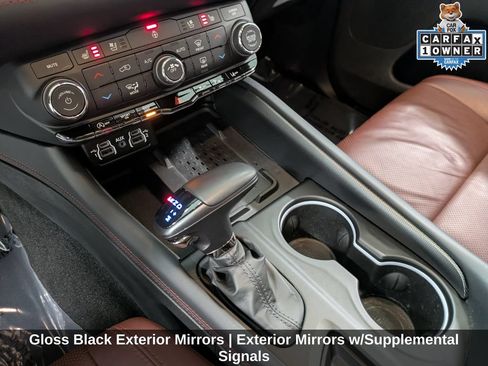 Used 2025 Dodge Durango GT AWD/4WD image 18