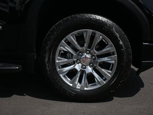 Used 2023 GMC Sierra 1500 Denali w/ Technology Package AWD/4WD image 35