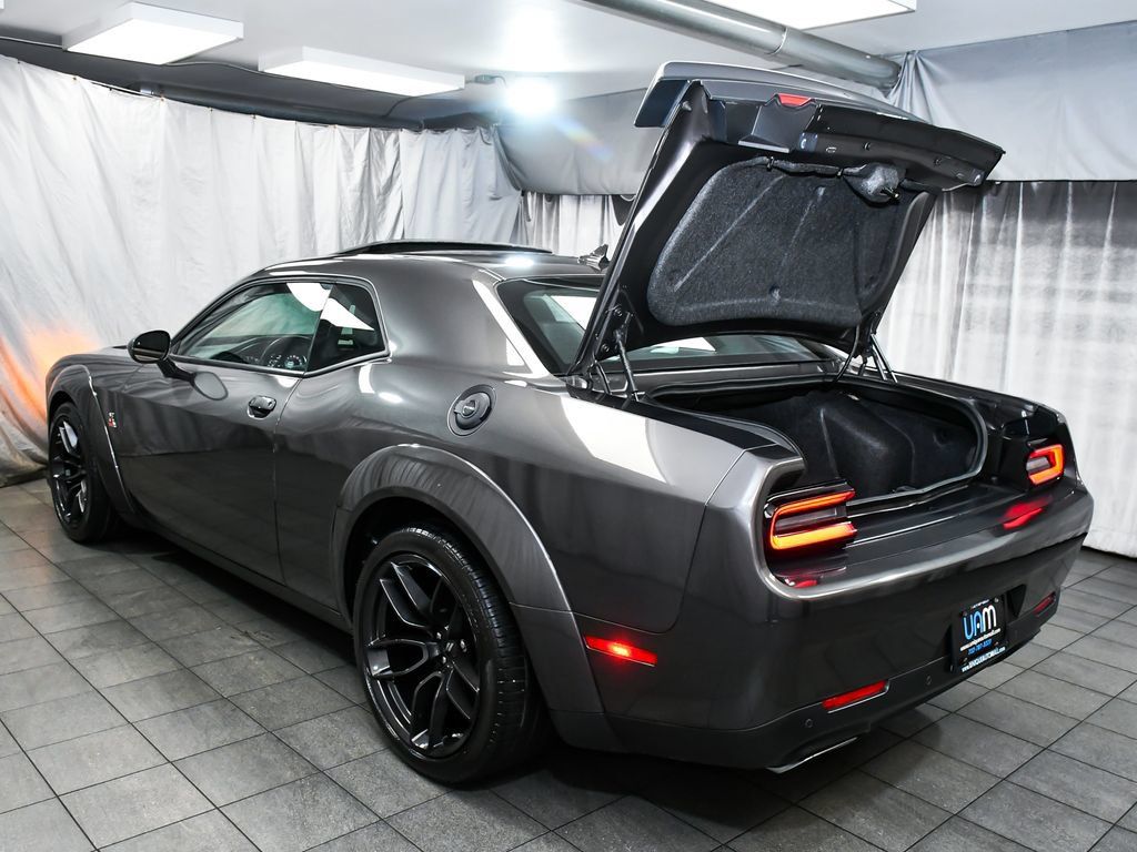Used 2022 Dodge Challenger R/T Scat Pack RWD image 59