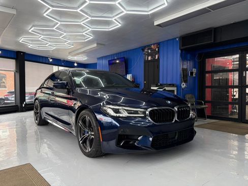 Used 2021 BMW M5 w/ Executive Package image 1