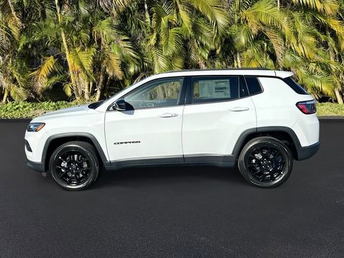 New 2026 Jeep Compass Latitude image 2