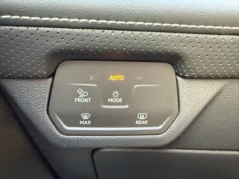 Certified 2025 Volkswagen Atlas SEL AWD/4WD image 22