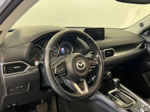 Used 2017 MAZDA CX-5 Grand Touring w/ Premium Package image 4