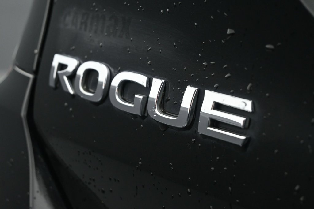 Used 2019 Nissan Rogue SV AWD/4WD image 13