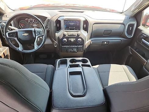 Certified 2022 Chevrolet Silverado 1500 LT w/ Diesel Off-Road Package AWD/4WD image 33