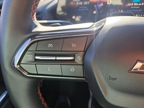 Certified 2024 Chevrolet Traverse RS image 21