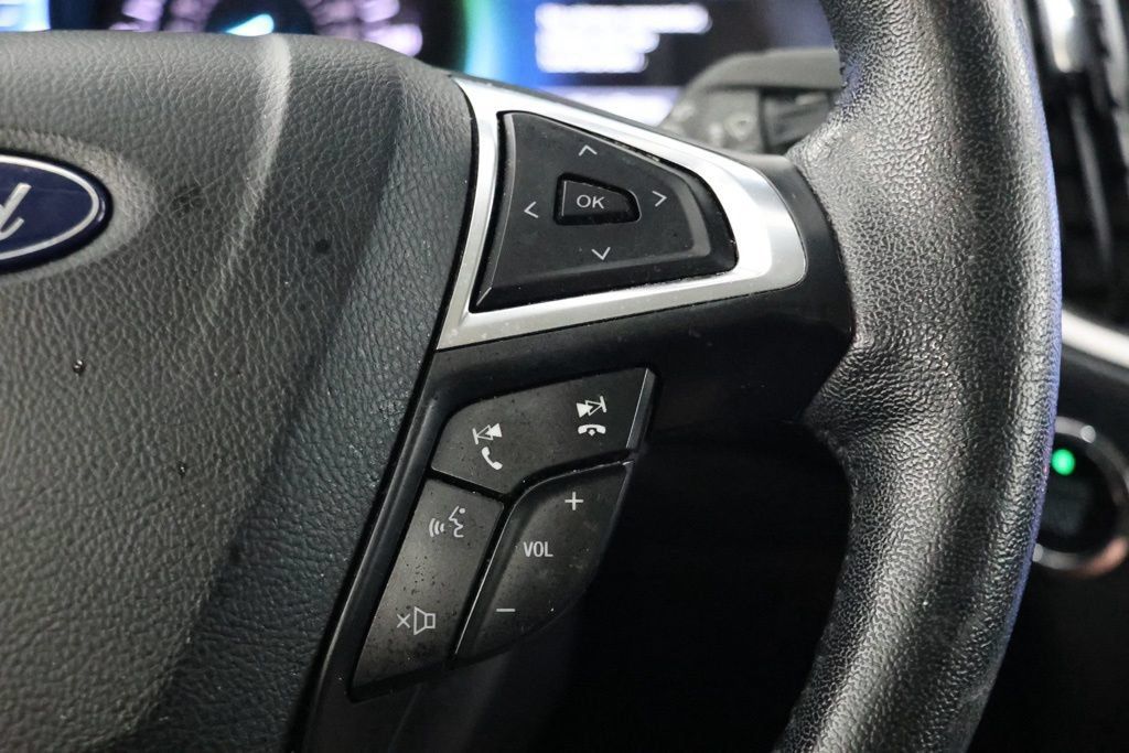 Used 2021 Ford Edge SEL FWD image 20
